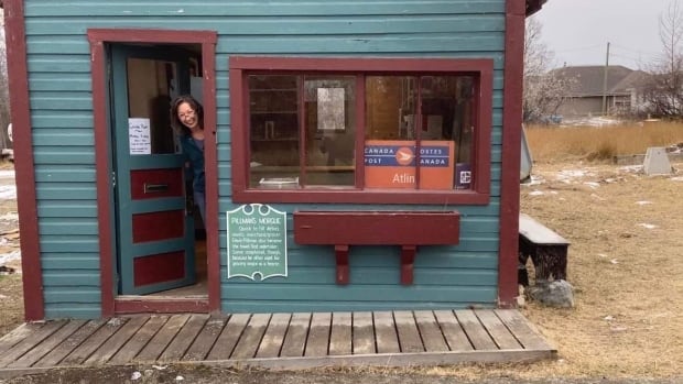 Postmaster in Atlin, B.C., quits, saying Canada Post ‘backed me into a corner’