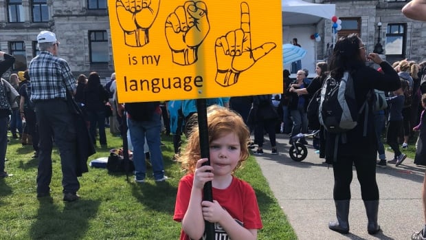 Parents of deaf child, advocates express concern as B.C. college halts only sign language program in province