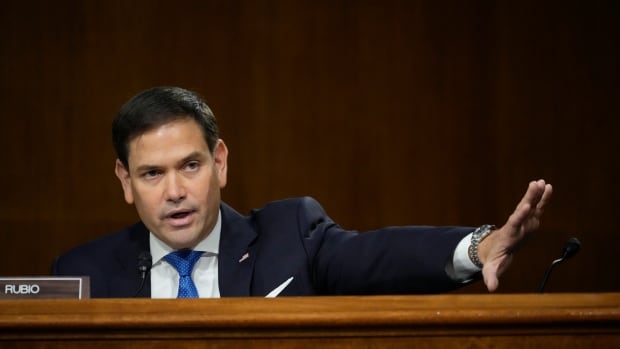 U.S. lawmakers introduce bill to ban TikTok