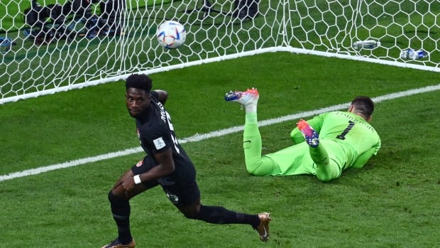 Alphonso Davies named Canada Soccer player of the year after scoring at World Cup