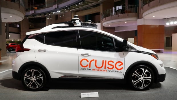 U.S. opens probe of Cruise robotaxi braking, clogging traffic