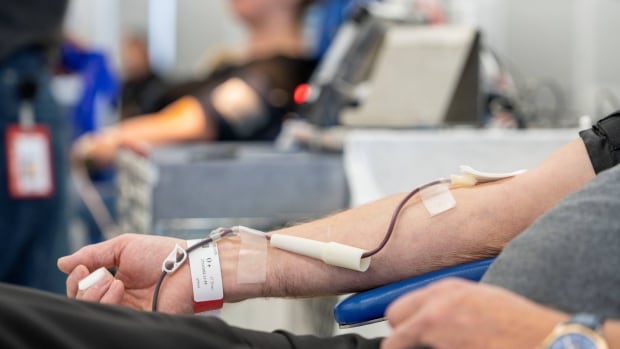 Héma-Québec ends discriminatory blood donation policy for men who have sex with men