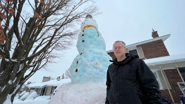 Supersized snowman’s fate in peril as weather warms