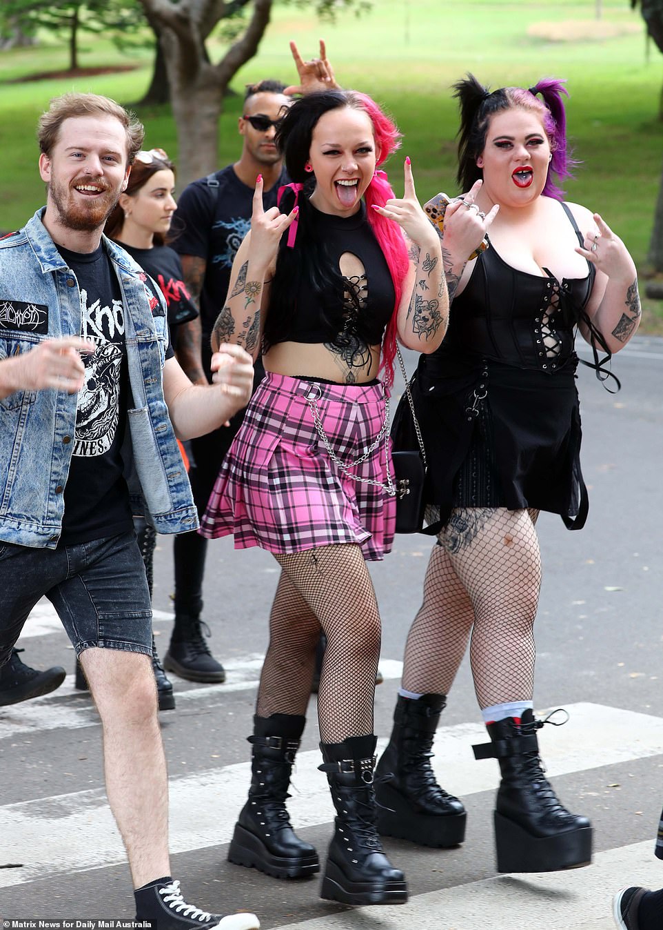 The 'hand horns' symbol has been a staple of the heavy metal scene since inception and was not missed for Knotfest