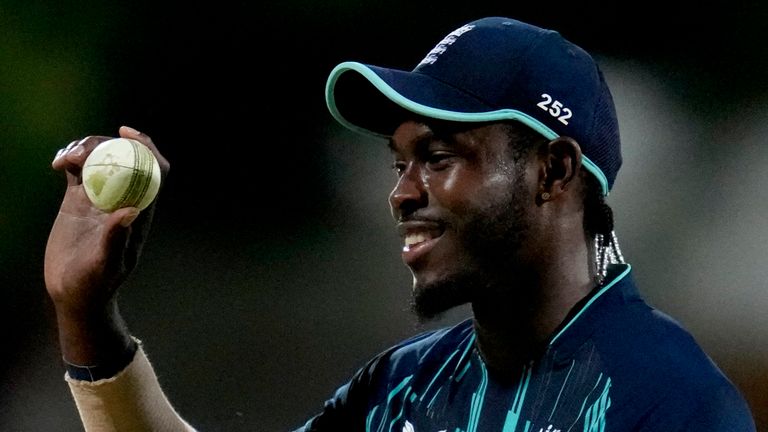 England&#39;s bowler Jofra Archer leaves the field after taking the winning wicket of South Africa&#39;s batsman Tabraiz Shamsi during the third One-Day International cricket match between South Africa and England at the Kimberley Oval in Kimberley, South Africa, Wednesday, Feb. 1, 2023. (AP Photo/Themba Hadebe) 