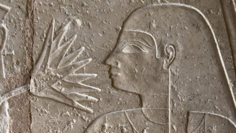 Scientists have decoded the smell of Cleopatra’s perfume