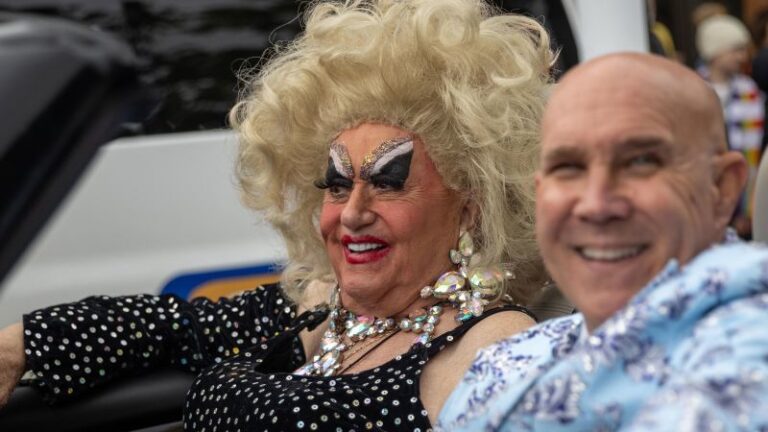 Portland Drag Queen Darcell XV dies at 92