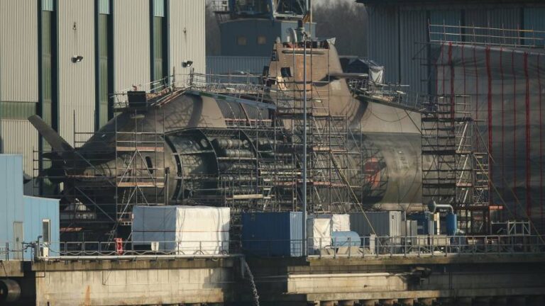 ThyssenKrupp revives sale of submarine and marine systems unit