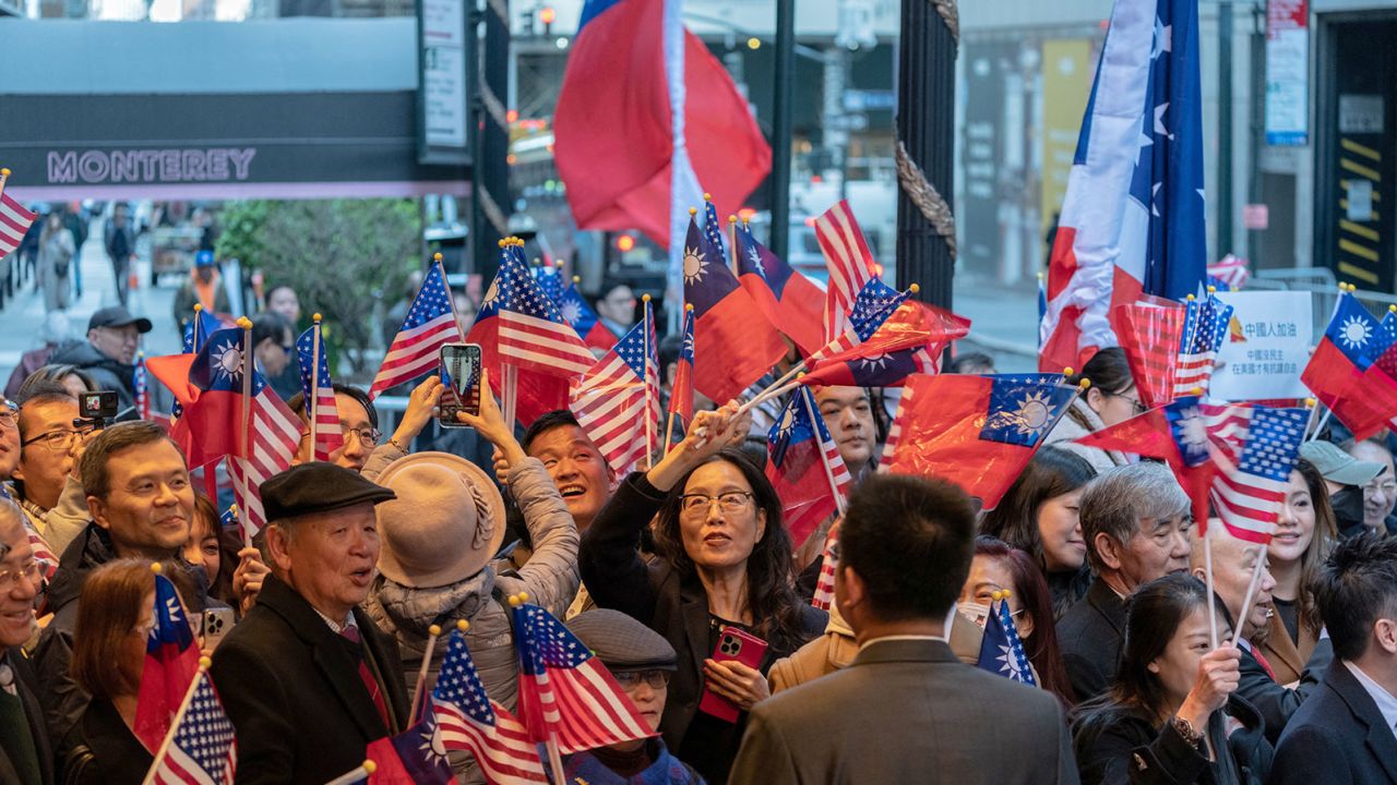 Supporters gather while Taiwan's President Tsai Ing-wen arrives at the Lotte Hotel in Manhattan in New York City on March 29, 2023. 