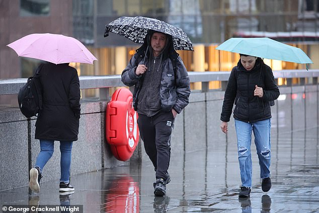 Storm Mathis batters Britain TODAY: Nearly 700 homes in Cornwall without power