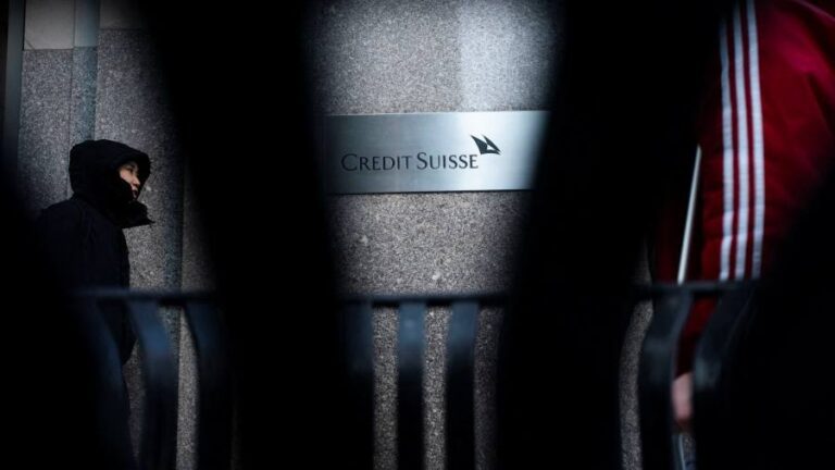 Credit Suisse to borrow up to $54bn from Swiss central bank