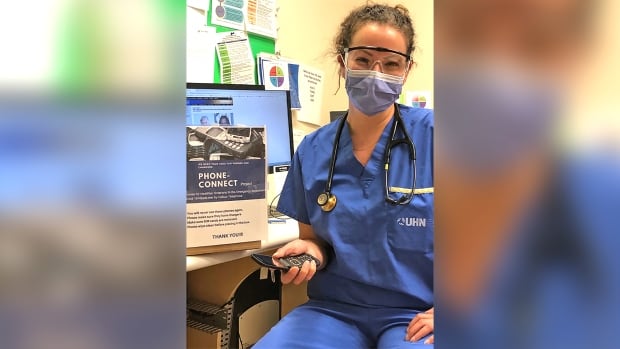 ER physician’s project uses donated cellphones to connect vulnerable with ongoing medical care