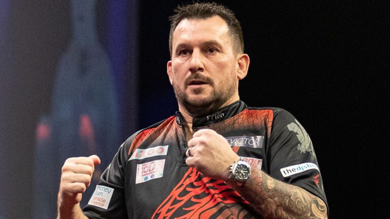 Premier League Darts: Jonny Clayton beats Michael Smith 6-4 in final of thrilling night nine in Berlin | Darts News