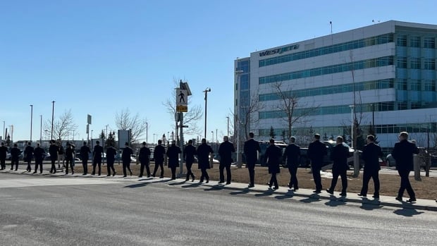 WestJet pilots set to launch strike authorization vote as negotiations fizzle