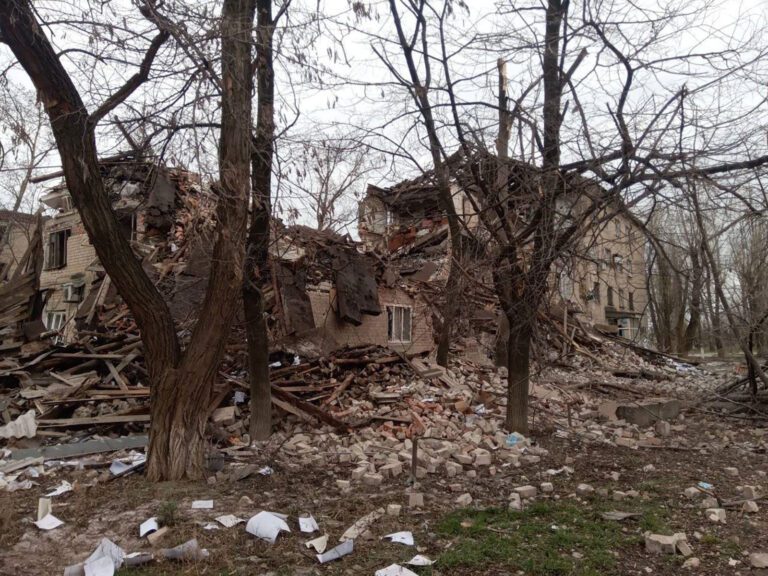 2 people, including a baby, were killed by Russian shelling in Donetsk, regional leader says