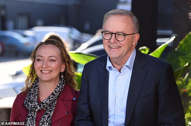 Aston by-election gives Prime Minister Anthony Albanese a chance to slam Peter Dutton 