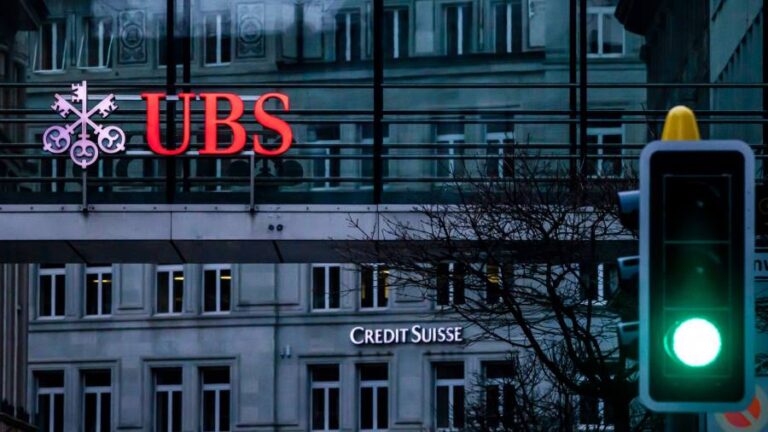 Swiss prosecutor opens probe into Credit Suisse takeover