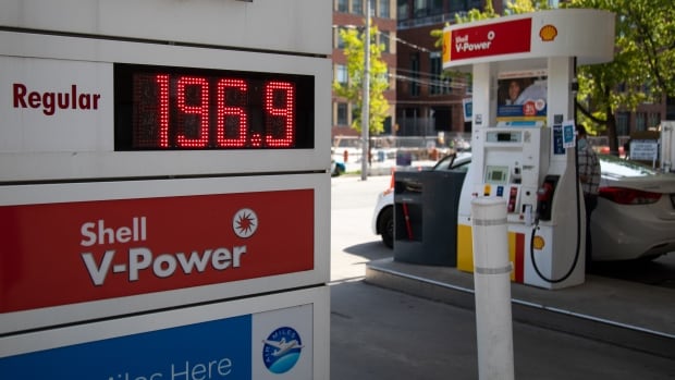 Ontario bill aims to stop gas station thefts with pay-before-you-pump rule