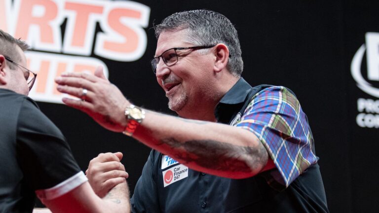 Dutch Darts Championship: Gary Anderson and Raymond van Barneveld suffer defeat | Darts News