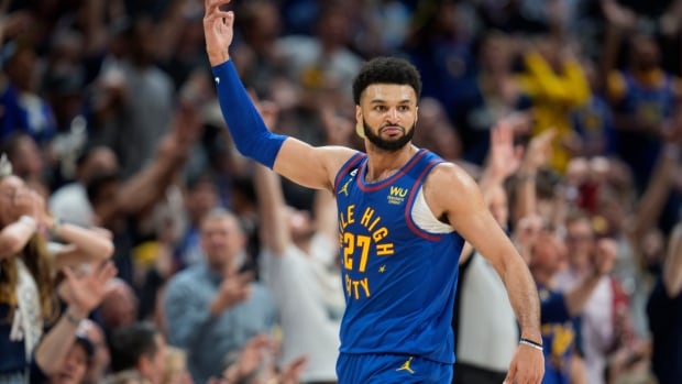 Canada’s Jamal Murray scores 34 points as Nuggets cruise past Suns in Game 1