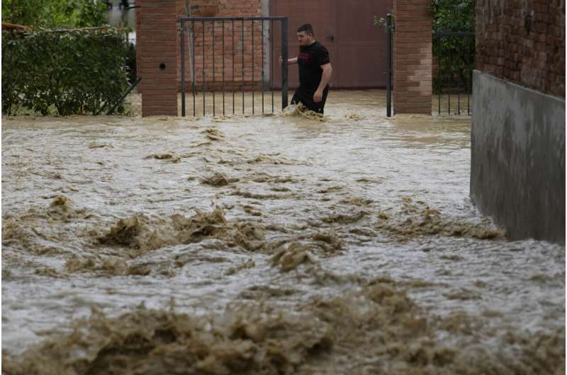 Italy's deadly floods just latest example of climate change's all-or-nothing weather extremes