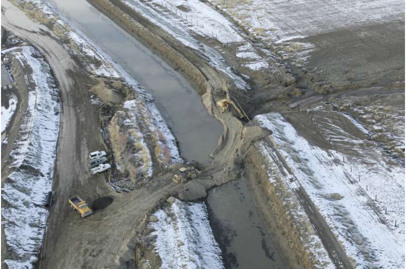 Nevada fight over leaky irrigation canal and groundwater more complicated than appears on surface