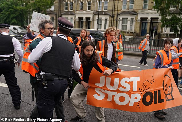 Protesters continue their action bring traffic to a standstill