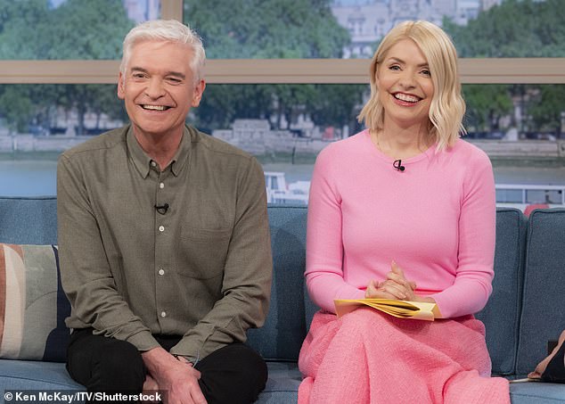 Holly Willoughby will have to leave This Morning, says ex-ITV director