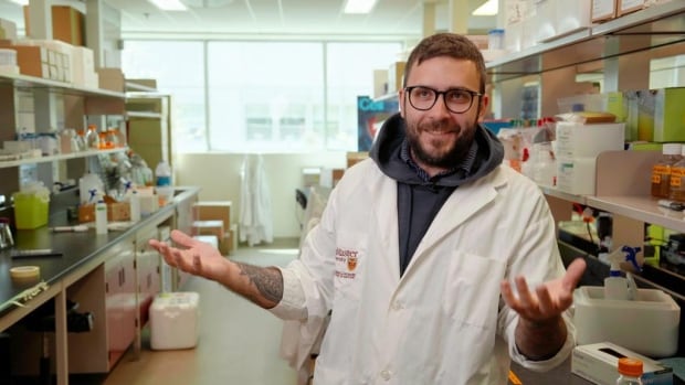 Canadian researchers use AI to find a possible treatment for bacteria superbug