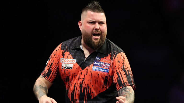 Premier League Darts: Michael Smith defeats Nathan Aspinall, Michael van Gerwen and Jonny Clayton to win in Manchester | Darts News