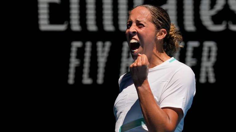 Madison Keys celebrates her victory over Paula Badosa 