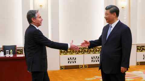 Blinken reaches out to shake Xi’s hand