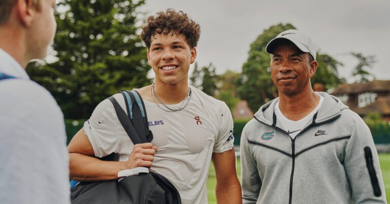 Ben Shelton Arrives at Wimbledon With His Father as Coach