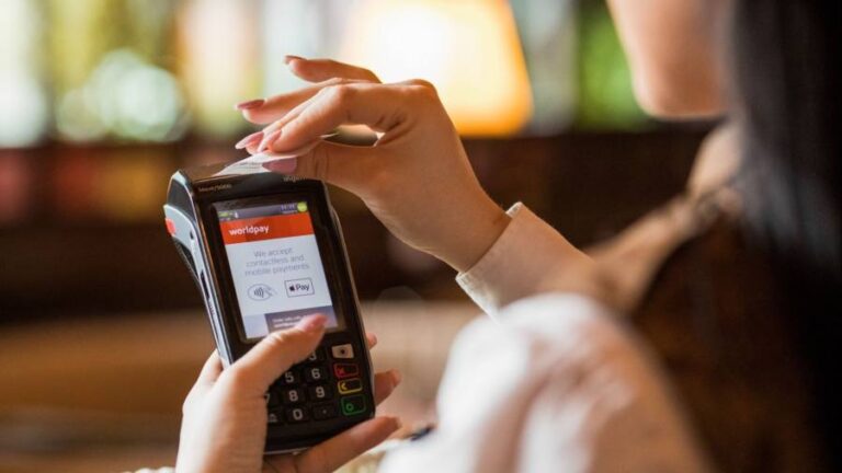 Buyout groups weigh bids for majority stake in FIS-owned Worldpay