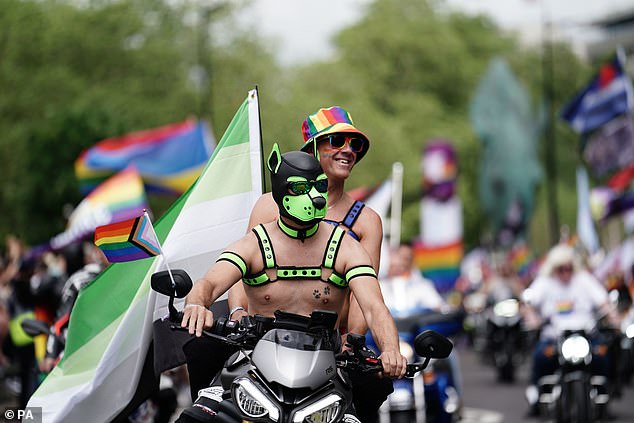 The march is set to wind through the city's major spots including Hyde Park Corner and Piccadilly Circus before heading towards Pall Mall and Trafalgar Square