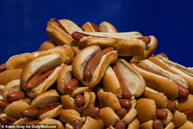 Contestants are given 10 minutes to ingest as many Nathan's Famous hot dogs in buns as possible