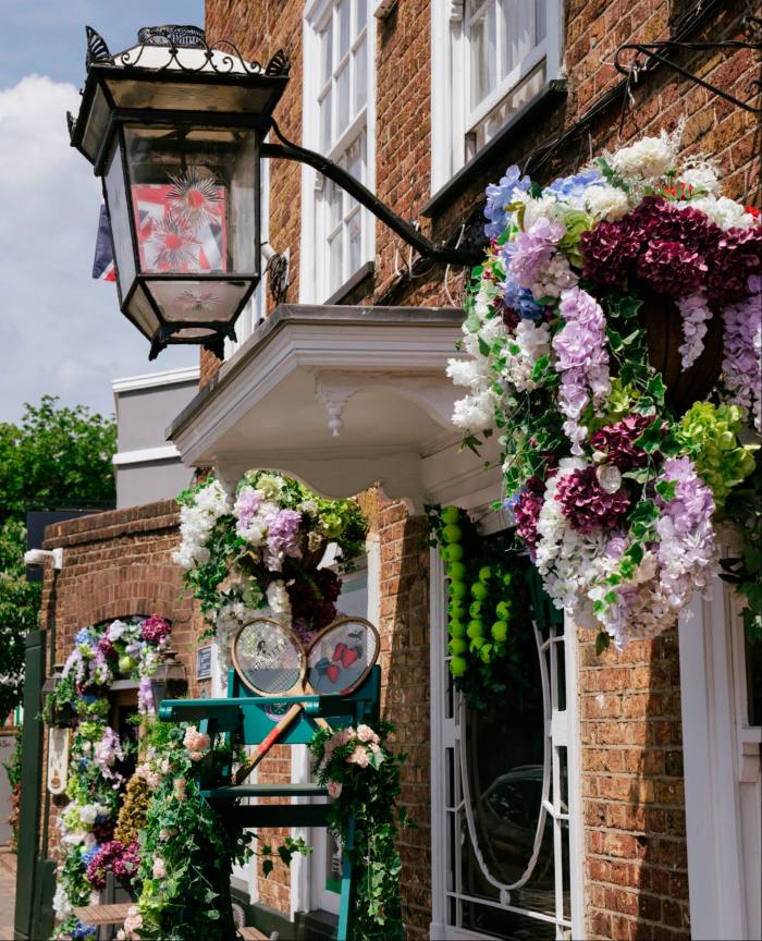 The pub is a 17th-century coaching inn with 13 rooms