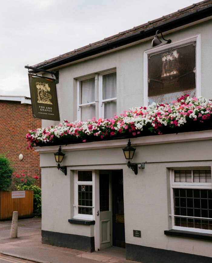 Wimbledon fever at the Fox & Grapes