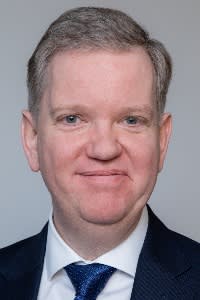 Headshot of Simon Mitchell, head of the wills, estate & tax planning division at Thomson Snell & Passmore