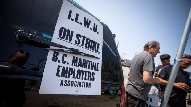 Workers to rally on Day 6 of B.C. port strike, as employer seeks binding arbitration