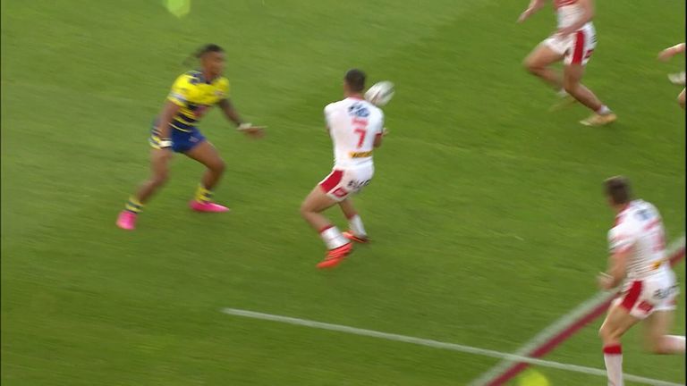 Lewis Dodd appears to pass forward to Jack Welsby in the build-up to James Bell's try against Warrington Wolves,