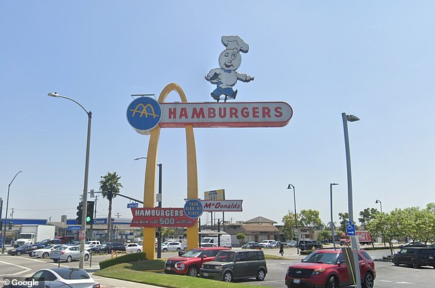 The restaurant sign features a chef named 'Speedee' - inspired by the fast and efficient service