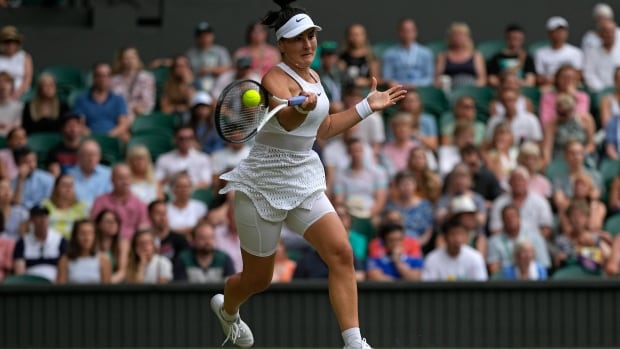 Jabeur outlasts Andreescu to win 3rd-round Wimbledon match after multiple weather delays