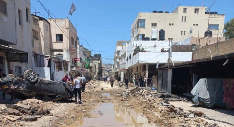 UN and partners visit severely damaged Jenin Refugee Camp