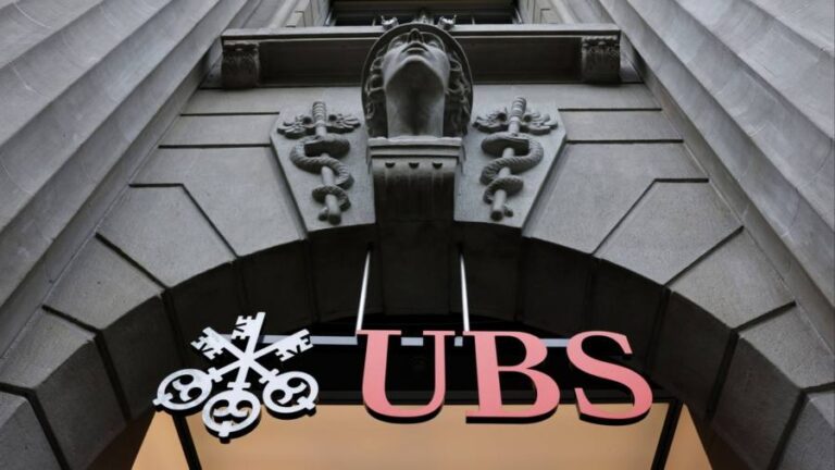 UBS aims to avoid using $10bn Credit Suisse backstop amid backlash