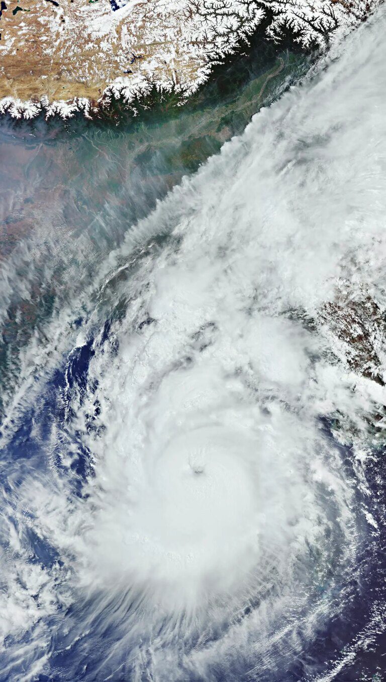 Stunning View of powerful Cyclone Mocha Closing In on Mount Everest