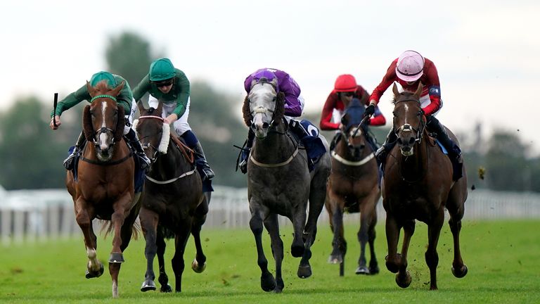 Saffie Osborne winning on Stone Circle at Yarmouth