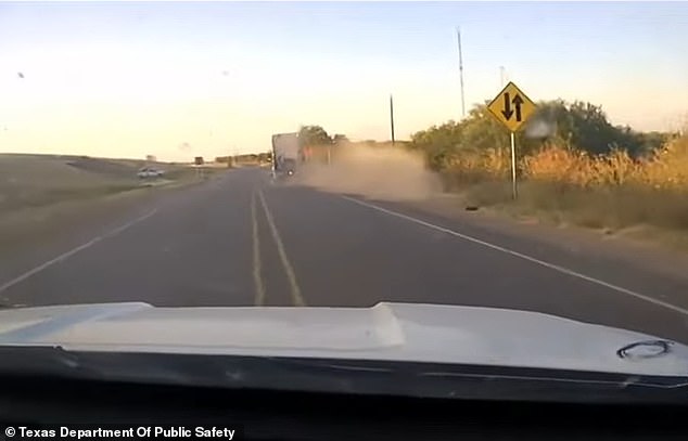 Shocking video shows Florida trucker barreling down highway in chase with Texas officers