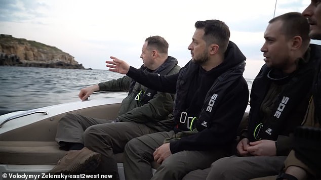 Ukraine president Zelensky taunts Putin by visiting Snake Island to mark 500th day of war