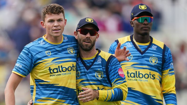 L-R: Birmingham Bears&#39; Henry Brookes, Glenn Maxwell and Dominic Drakes celebrate a wicket (PA Images)